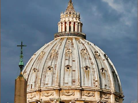 Curia reforms emphasise laity and spirit of service