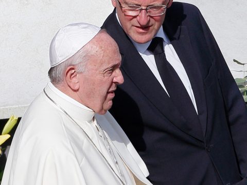 Vatican security chief resigns following document leak