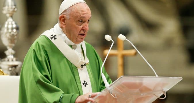 Make disciples for Christ not yourself pope says
