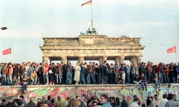 Marking 30th anniversary of fall of Berlin Wall