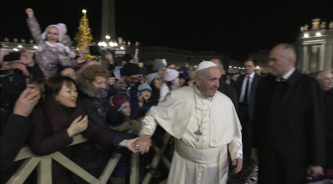 Pope begins New Year with apology and prayers for peace