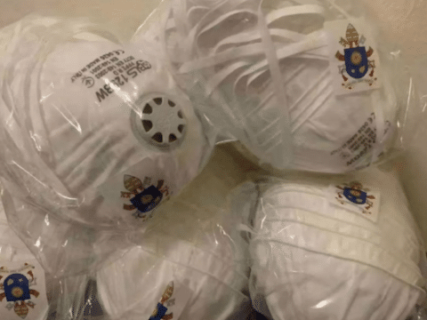 Vatican sends face masks to China