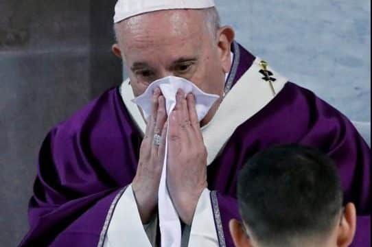 Pope skips penance service with Rome clergy due to mild cold