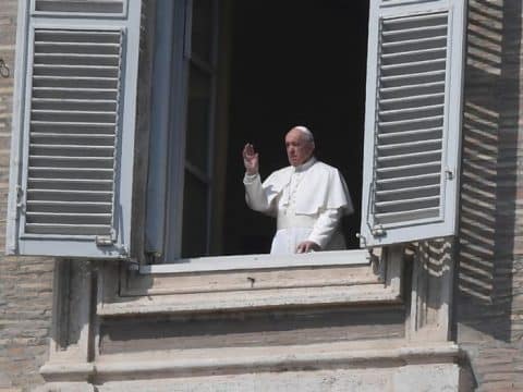 Pope to impart extraordinary Urbi et Orbi blessing on March 27 (March 28, Hong Kong time)
