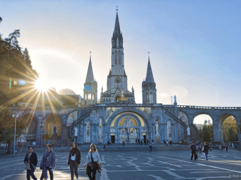Shrine of Lourdes to close temporarily
