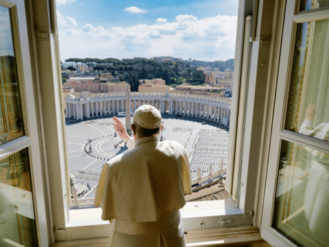 Papal Holy Week liturgies to be held without public present