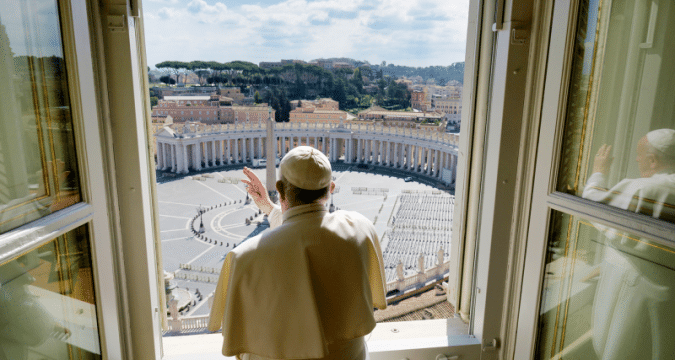 Papal Holy Week liturgies to be held without public present