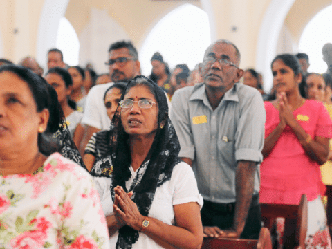 Sri Lanka imposes curfew to tackle Covid-19