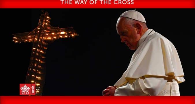 Easter Vigil Mass celebrated by Pope Francis, 02:55am, April 12, Hong Kong time (7.55pm, April 11, Rome)
