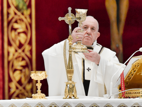We need a contagion of Easter hope pope says in Urbi et Orbi