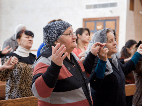 Maronite Catholics help as more Lebanese slide into poverty