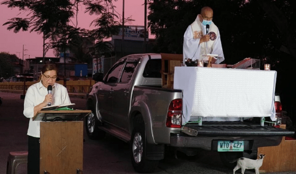 Mass celebrated in the midst of Manila lockdown