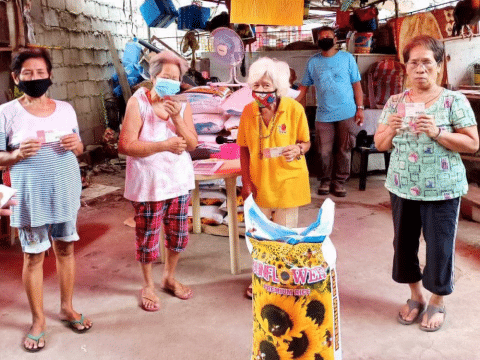 The Church in the Philippines soothes pains of pandemic