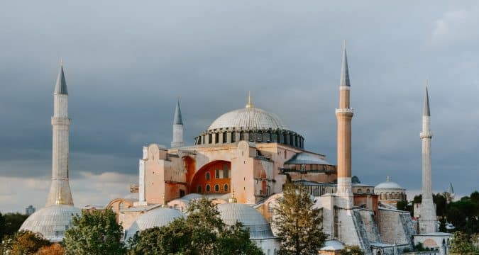 Plans afoot to turn Hagia Sophia into a mosque again