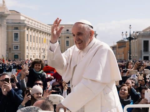 Pope resumes weekly general audiences with public present on September 2