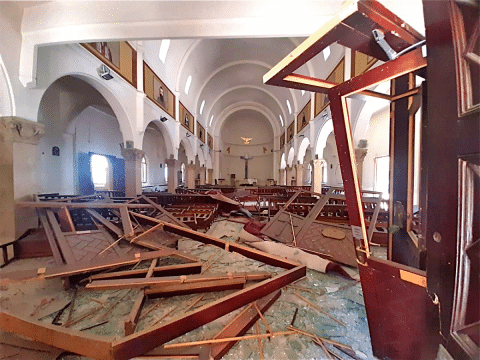 Lebanese priest calls for prayers and support after explosion