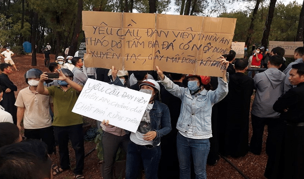 Monks harassed by land-grabbers