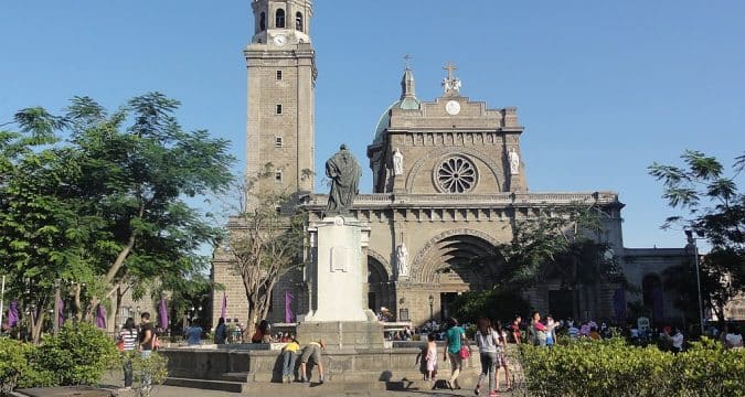 Capacity limit raised in Philippine churches
