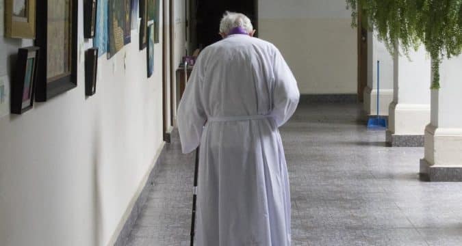 Pope thanks elderly and ill priests for faithful, silent witness to gospel