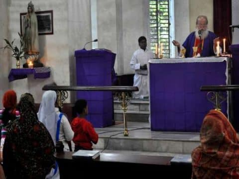 Church in Bangladesh suspends online Sunday Masses