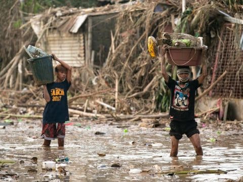 Typhoon-hit diocese begs for clean water