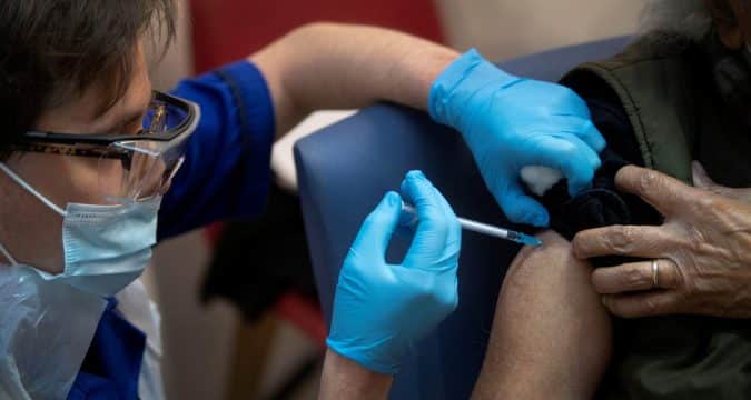 Vatican will offer Covid-19 vaccine to employees