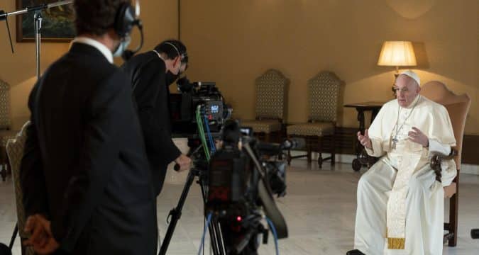 Netflix series illustrates pope’s call for alliance of young and old in 2021
