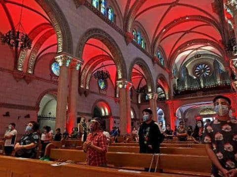 Churches in the Philippines observe Red Wednesday for persecuted Christians