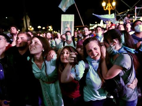 Argentina legalises abortion