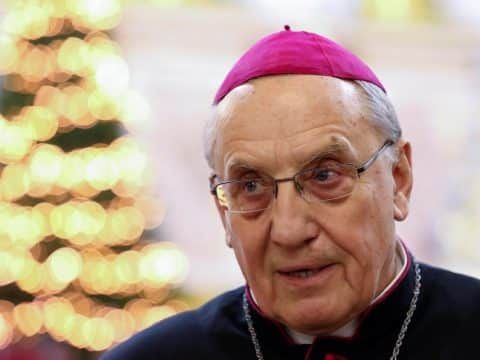 Pope accepts resignation of archbishop of Minsk