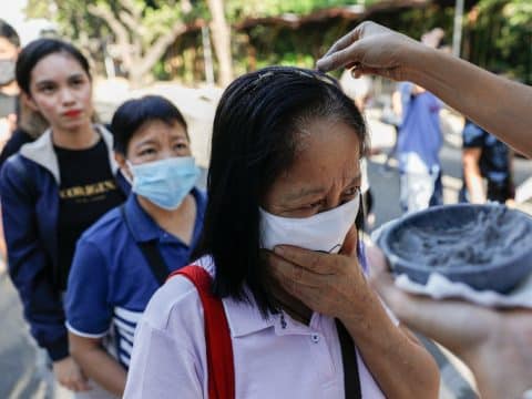 Sprinkle ashes on heads for Ash Wednesday Vatican says