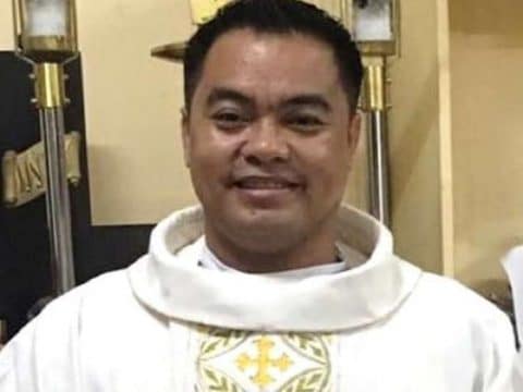 Priest gunned down in Philippines