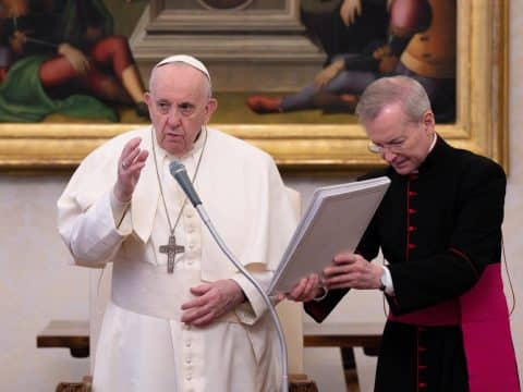Pope prays for victims of floods in India and sends Lunar New Year greetings