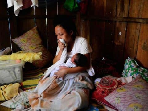 Covid-19 wards in Philippine hospitals at full capacity