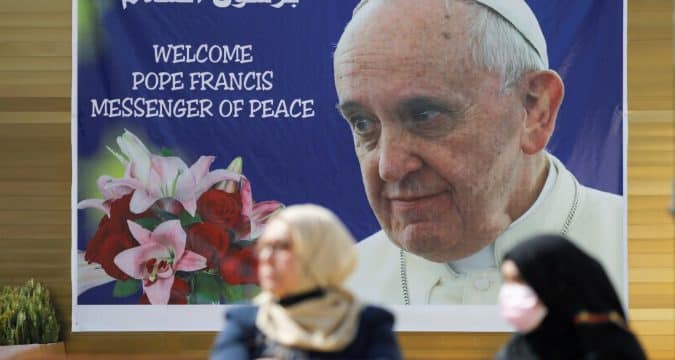 Pope says he cannot disappoint Iraqis, asks prayers for trip