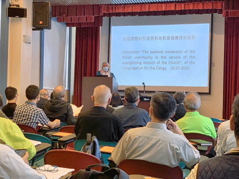 Study camp on parish renewal
