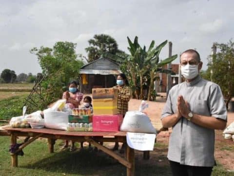 Caritas Vietnam to supply masks to Cambodia