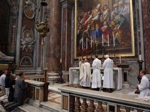 Limits on private Masses in St. Peter’s Basilica remain in place