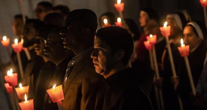 Religious life in the Church and in the world