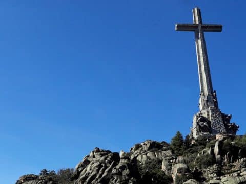 Spanish Benedictines vow to stay at civil war site