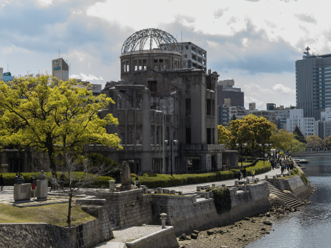 Low-key observance of anniversary of atomic bombing of Hiroshima