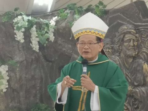 Philippine bishop questions Duterte bid for vice-presidency