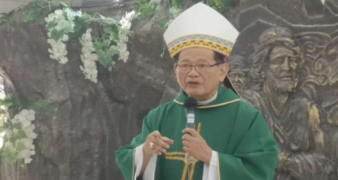 Philippine bishop questions Duterte bid for vice-presidency