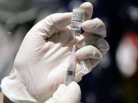 Cambodia sends more Covid-19 vaccine doses to Laos