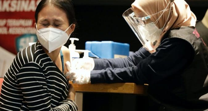 Dialogue needed to address vaccine hesitancy, Vatican official says