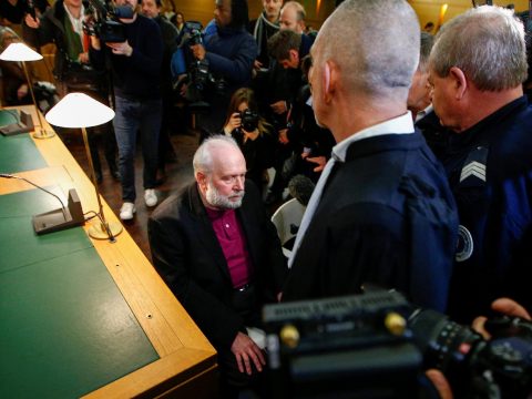 Pope prays for victims of abuse in France