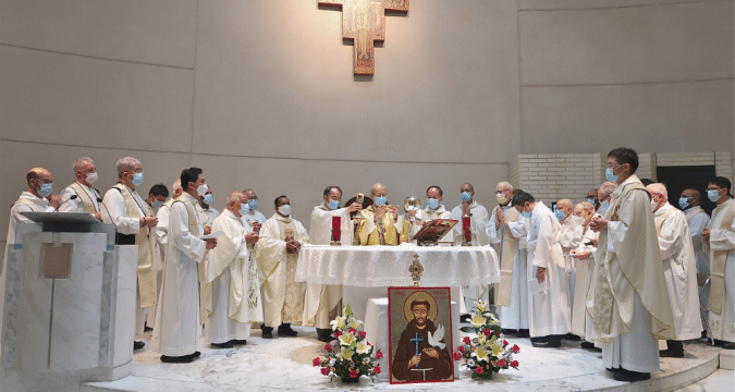 Ma On Shan parish celebrates silver jubilee