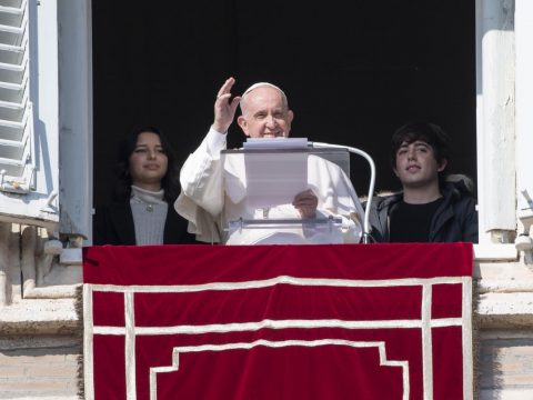 Be the critical conscience of society pope tells young people
