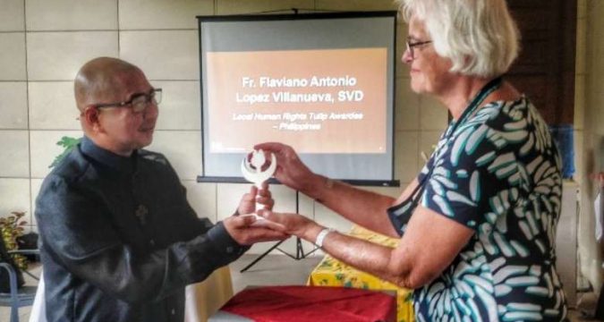 Filipino priest honoured with Dutch rights award