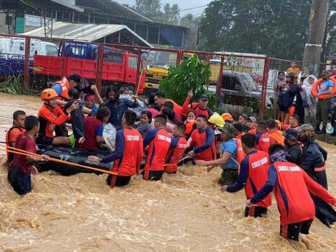 Survivors of super typhoon need roofs and food